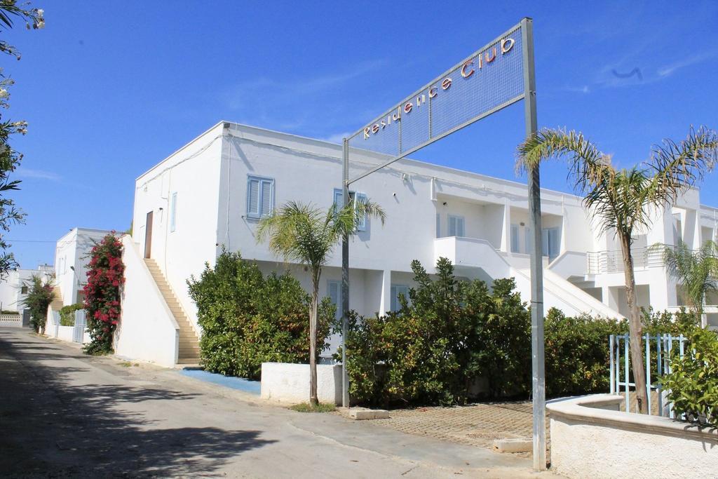 Residence Blumarine Ostuni Luaran gambar