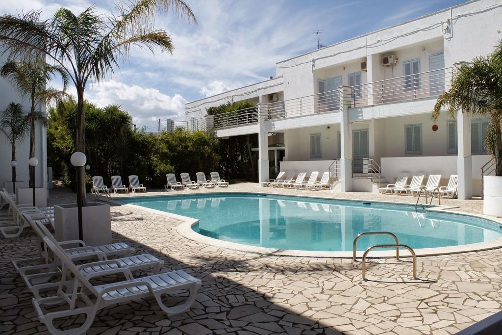 Residence Blumarine Ostuni Luaran gambar