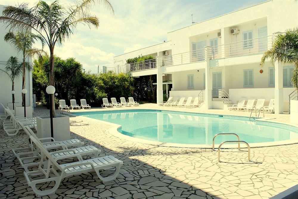 Residence Blumarine Ostuni Luaran gambar