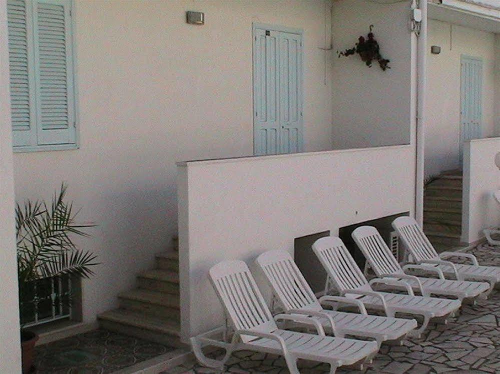 Residence Blumarine Ostuni Luaran gambar